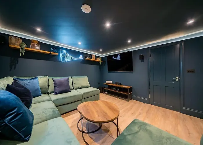 Stylish For 8 Prázdninový dům Bristol