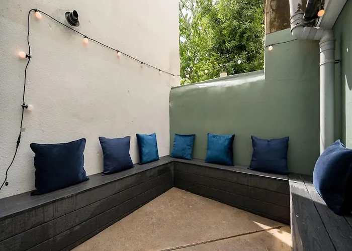 Prázdninový dům Stylish For 8 Bristol