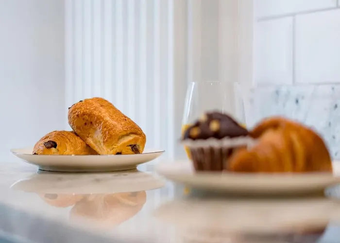 Stylish For 8 Бристоль